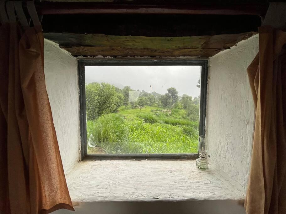 The Attic Library Villa Bir  Ngoại thất bức ảnh